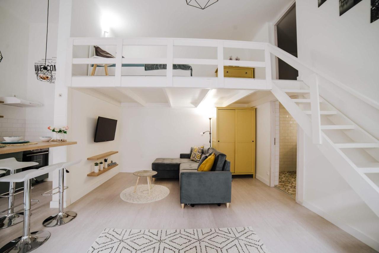 Comfy Apartment At New York Cafe With Aircon Budapest Esterno foto